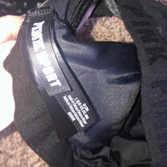 Victoria secret bra - Picture 3 of 3